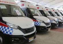 25 ambulancias llegaron a Ecuador
