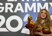 Shakira anuncia su nuevo disco, 'Las mujeres no lloran'