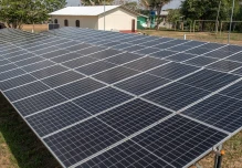 Perú impulsa baterías para garantizar suministro continuo de energías eólicas y solares