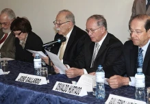 Cauce Democrático pide que investigaciones de corrupción se extiendan a Correa