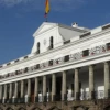 Ecuador cumple metas con el FMI y avanza en ajustes fiscales