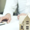 Familia, vivienda y automóvil, lo que más buscan proteger los ecuatorianos