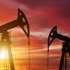 Petróleo Brent cae a 101 dólares tras decisión de la OPEP+