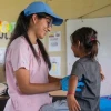 La Selva Eco-Lodge apoya a niños de El Pilche con salud y educación