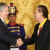 Guillermo Lasso condecoró a Alfonso Espinosa de los Monteros