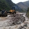 La maquinaria del MTOP habilitó uno de los dos carriles en vía Loja-Zamora 