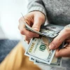 Salario básico en Ecuador 2026: cuánto se paga al IESS y cuánto recibe el trabajador neto