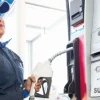 El precio de la gasolina Súper bajó 10 centavos