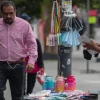 53 de cada 100 trabajadores en Ecuador están en la informalidad