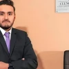 El hijo de Verónica Abad salió de la cárcel bajo fianza de $ 20.000