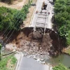 La instalación del puente Bailey en La Concordia avanza