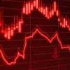El riesgo país de Ecuador bajó más de 600 puntos en un año