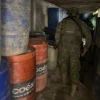 2 viviendas abandonadas con precursores químicos fueron localizadas en Sucumbíos