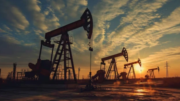 Petróleo Brent retrocede por debajo de los US$100 tras reactivación de ruta saudí