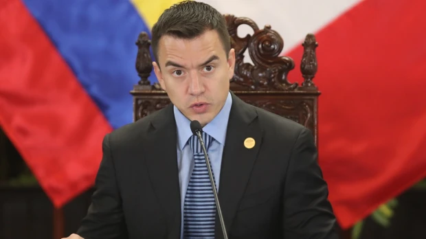 Presidente de Ecuador dispone toque de queda en veinte municipios para reforzar seguridad