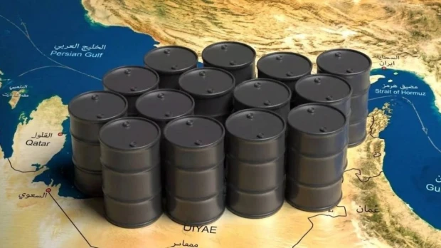 Petróleo retrocede ante señales de diálogo entre Estados Unidos e Irán