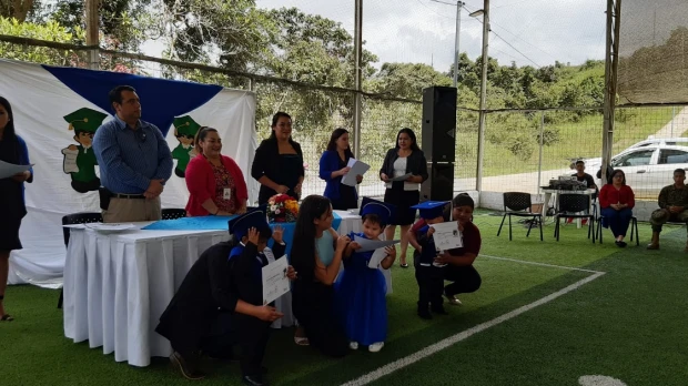 623 niñas y niños en Zamora se graduaron de los servicios de desarrollo infantil del MIES
