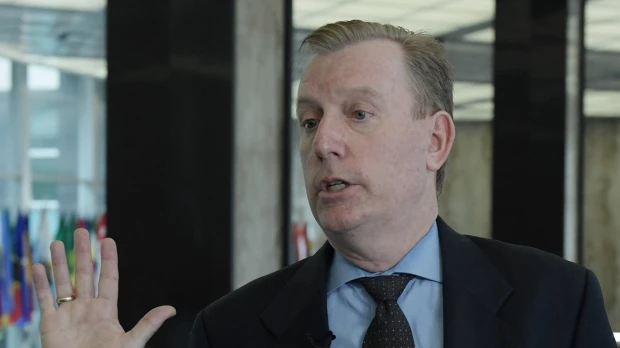 Michael Fitzpatrick observa gente en pánico por investigación del crimen de Villavicencio