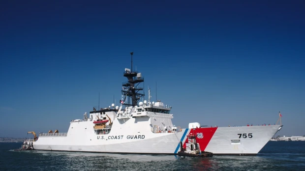 Barco de Guardacostas de EE.UU. llegó a Manta