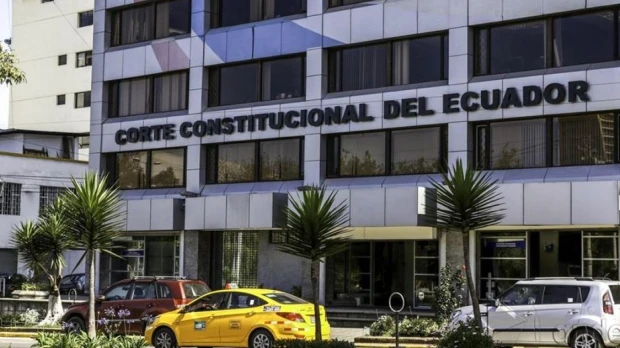 Corte Constitucional aprobó votar por la reducción de asambleístas en referéndum