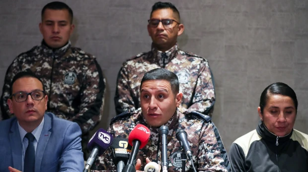 "Estamos dolidos y llenos de ira", aseguran guardias de cárceles