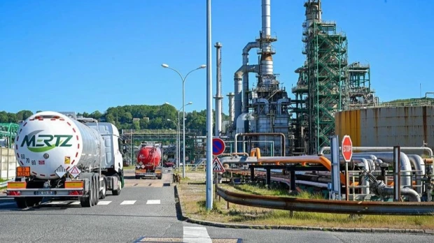 EE. UU. presiona a Francia y Alemania para liberar reservas de diésel