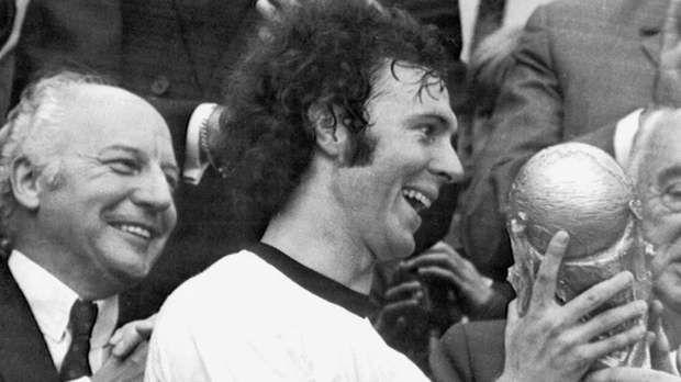 Franz Beckenbauer, máxima leyenda del fútbol alemán, murió