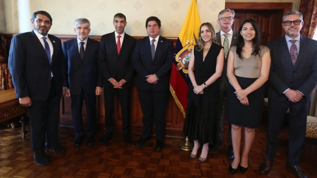 Ecuador busca un acuerdo comercial con Emiratos Árabes Unidos  