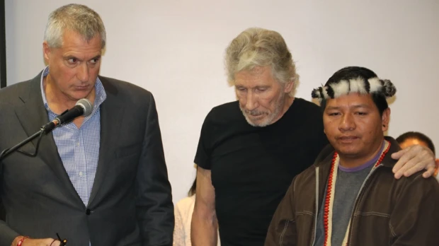 Roger Waters es accionista de la fraudulenta sentencia contra Chevron en Ecuador
