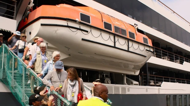 MS World Explorer inauguró la temporada de cruceros en Ecuador