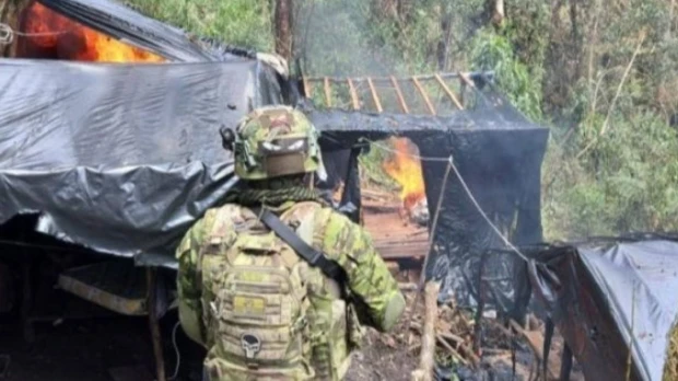 26 campamentos de minería ilegal fueron destruidos en Azuay