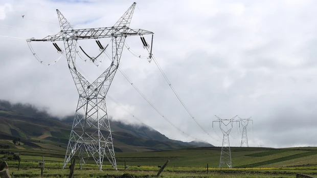 Colombia suspende el suministro de electricidad a Ecuador por riesgo de desabastecimiento