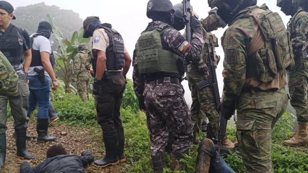 Tiroteo en mina de Camilo Ponce Enríquez dejó 5 muertos
