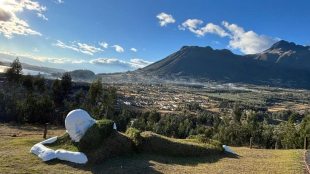 Ecuador reduce el IVA al 8 % para servicios turísticos durante el feriado de noviembre