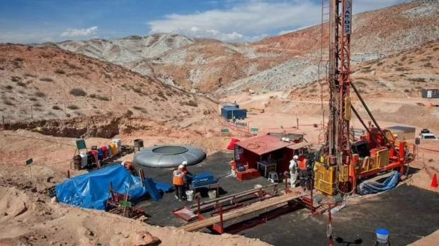 Element 29 amplía la exploración de cobre en Perú con una tercera perforadora