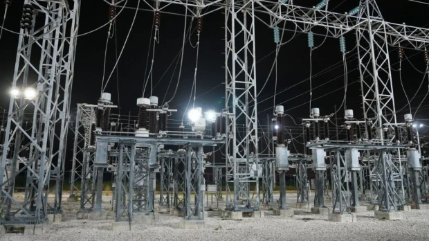 Desconexión eléctrica para grandes industrias se extiende a 72 horas en Ecuador