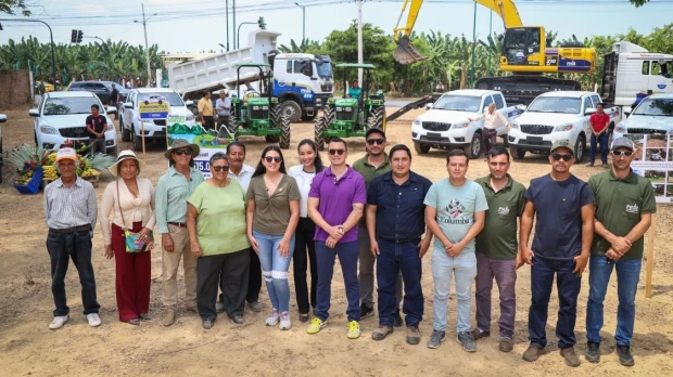 Gobierno anuncia entrega de maquinaria y recursos para productores de El Oro