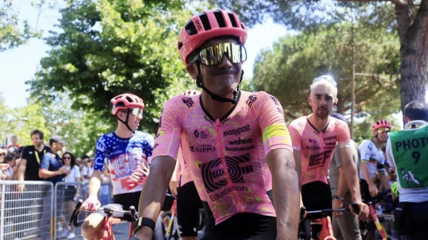 Carapaz se perderá el Tour de Francia por una infección gastrointestinal