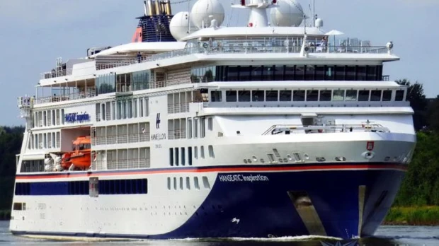 El crucero Hanseatic Inspiration llegó a Manta 