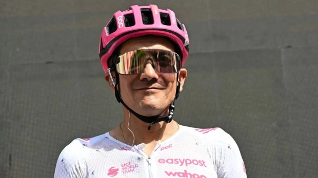 Richard Carapaz, baja en la Vuelta a España, se centrará en los Mundiales