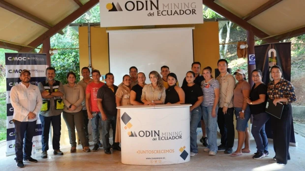 ODIN amplía programa avícola para 200 familias en El Oro