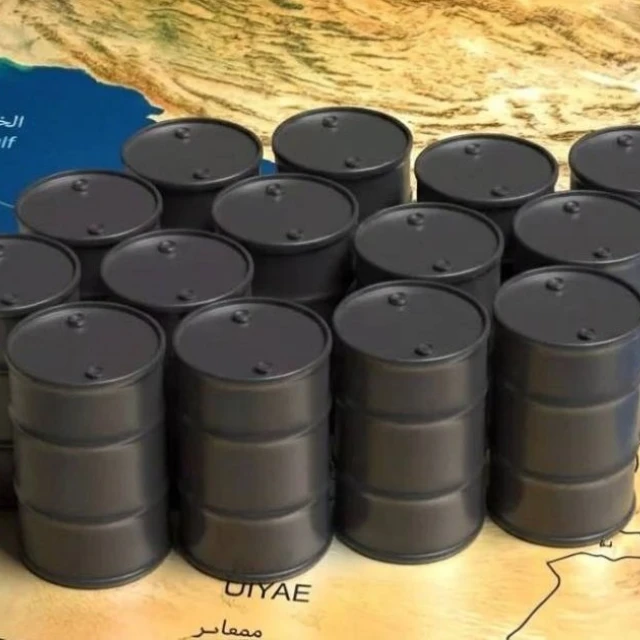 Petróleo retrocede ante señales de diálogo entre Estados Unidos e Irán