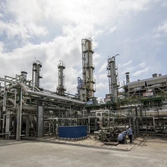 Refinería Esmeraldas opera al 86 % tras concluir mantenimiento de dos unidades