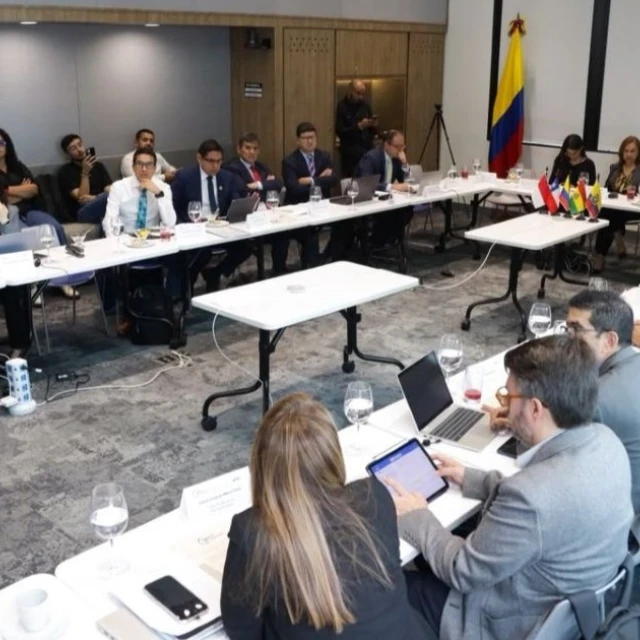 Perú prioriza nueva interconexión eléctrica de 500 kV con Ecuador