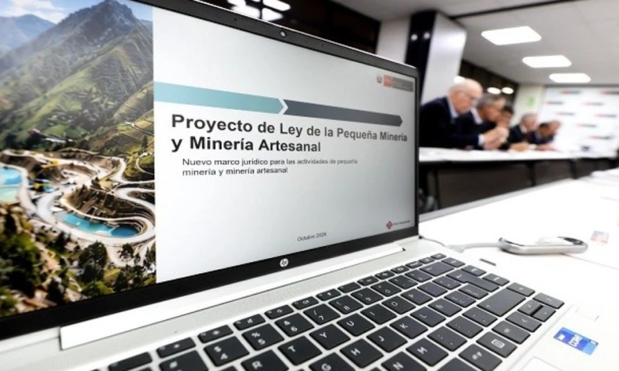 Perú propone nueva ley para formalizar la pequeña minería desde 2027