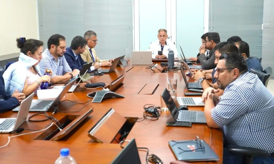 Empresas industriales de Ecuador enfrentarán cortes eléctricos por el estiaje