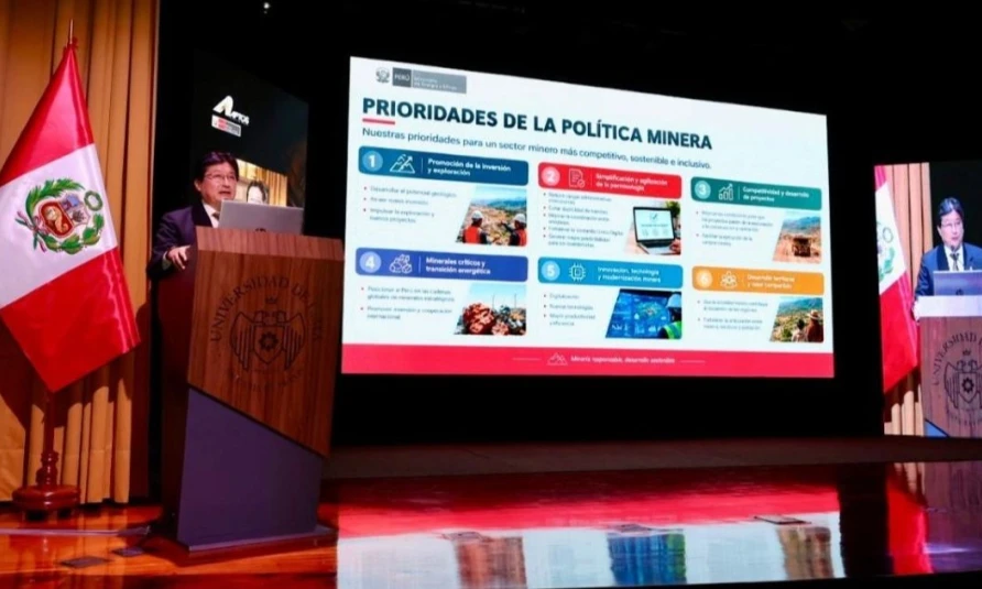 Perú busca acelerar proyectos mineros y avanzar en la formalización de pequeños productores