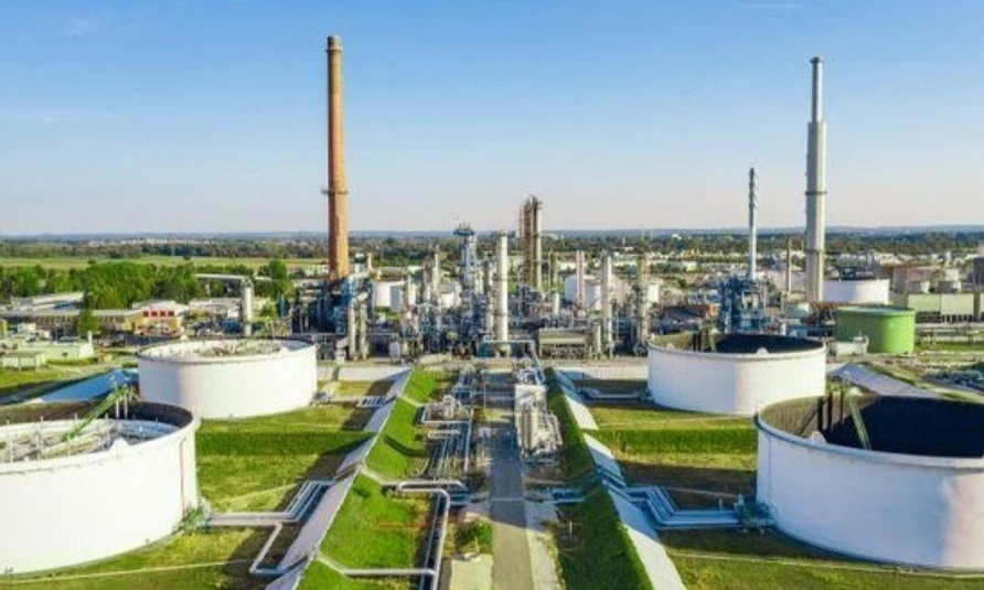 La Unión Europea liberará 42,6 millones de barriles de petróleo de sus reservas estratégicas