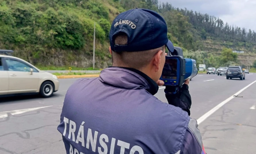 Pico y Placa Quito para este miércoles 21 de octubre de 2026: horarios y restricciones